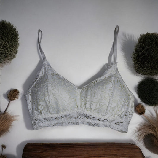 Premium Lacy Hooked Bra